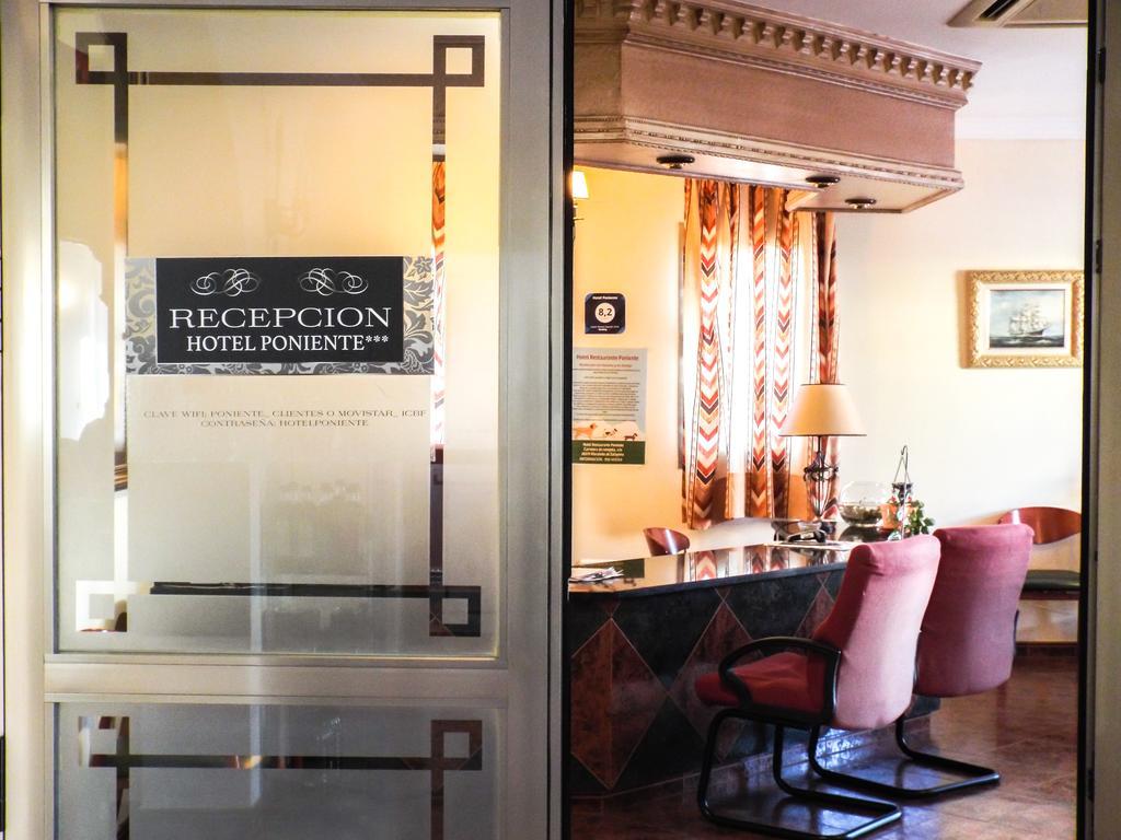 Hotel Poniente Мораледа-де-Сафайона Экстерьер фото