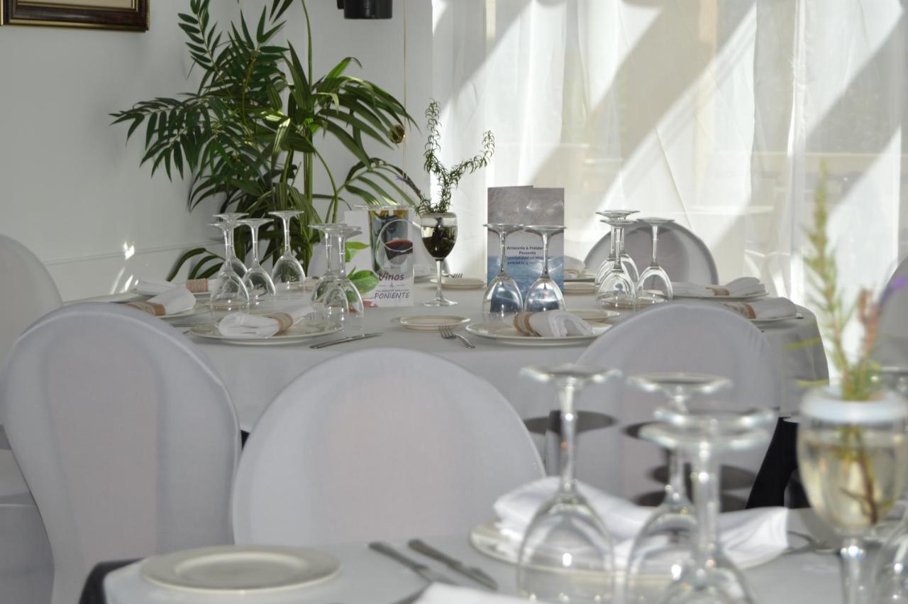 Hotel Poniente Мораледа-де-Сафайона Экстерьер фото